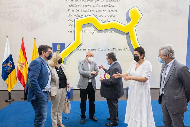 La cuantía asciende a 2.500 euros para establecimientos de restauración y ocio nocturno y de 1.000 para venta ambulante, ferias y artesanía / TA